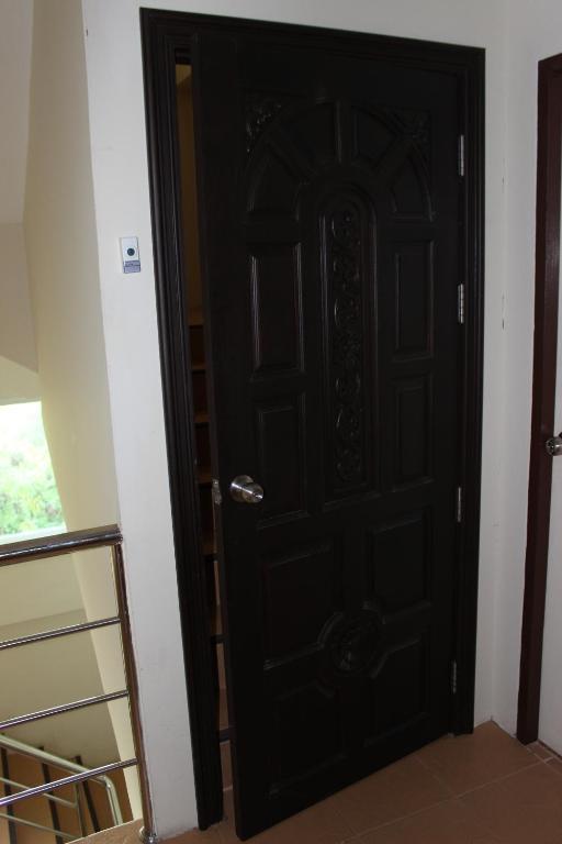 Samal Guesthouse باتايا الغرفة الصورة